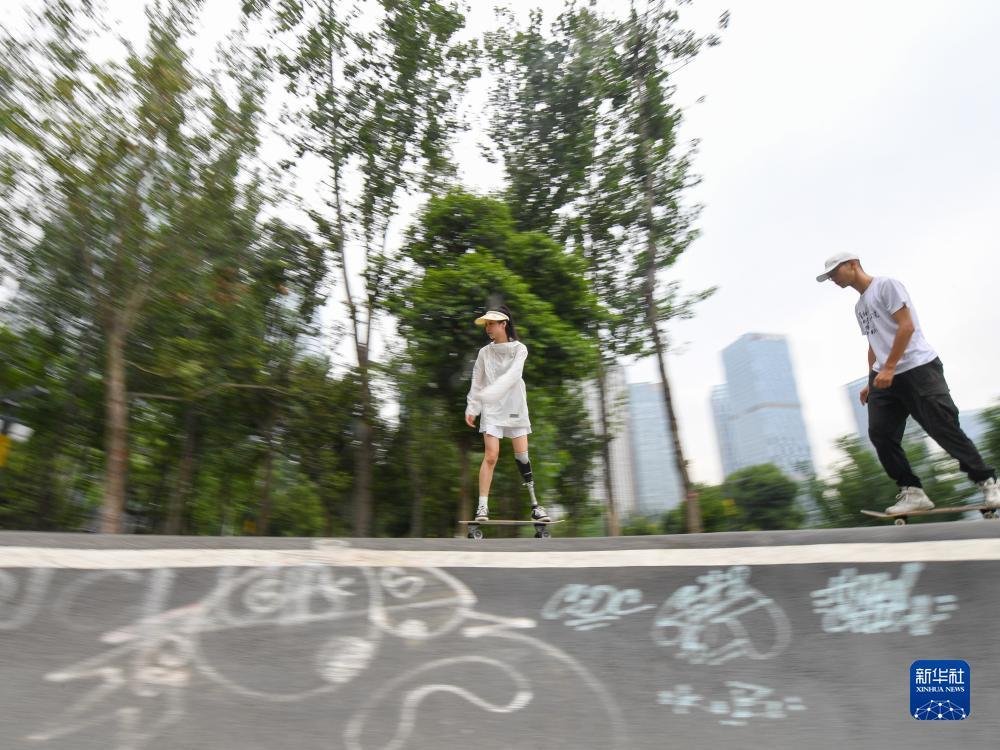大连娱网旗牌官网下载